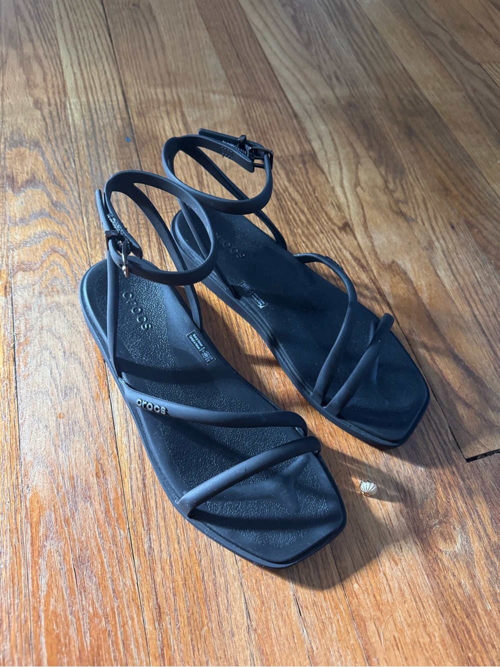 CROCS Women's Black Strappy Square-Toe Sandals w/Ankle Strap & removable charm